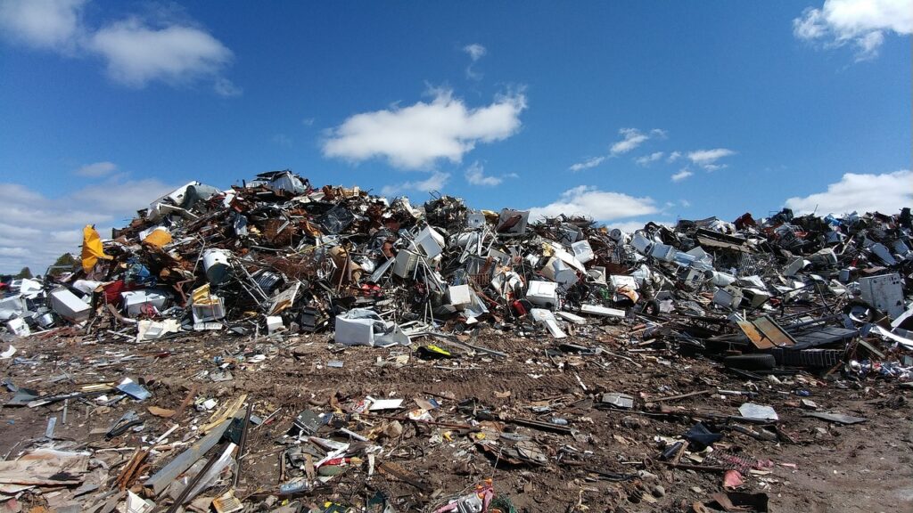 scrapyard, metal, waste-2441432.jpg